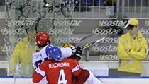 Česko - Rusko (Rachůnek zničil plexisklo s Arťuchinem). | na serveru Lidovky.cz | aktuální zprávy