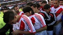 Fanoušci River Plate se pustili do demolice (smutní hráči). | na serveru Lidovky.cz | aktuální zprávy