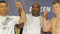 Zleva: Čagajev, Holyfield, Povetkin. | na serveru Lidovky.cz | aktuální zprávy