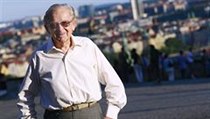 Malíř Jehuda Bacon vystavuje v Praze poprvé své obrazy, inspirované zážitky z Terezína a Osvětimi. | na serveru Lidovky.cz | aktuální zprávy