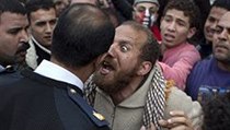 Vojáci na náměstí Tahrír posílají poslední demonstranty domů. | na serveru Lidovky.cz | aktuální zprávy