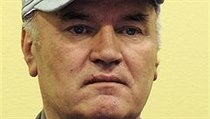 Ratko Mladić přišel k soudu v šedé kšiltovce | na serveru Lidovky.cz | aktuální zprávy