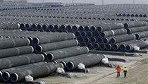 Připravené potrubí pro podmořský plynovod Northstream Připravené potrubí pro podmořský plynovod Northstream