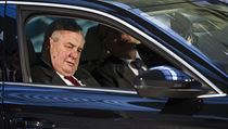 Prezident Miloš Zeman navštívil novou svařovnu Škody Auto v Kvasinách.... | na serveru Lidovky.cz | aktuální zprávy