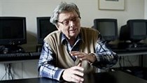 Sprcha se neujala. Čtyři litry na jedno umytí by v kosmu vyšly příliš draho, říká Antonín Vítek. | na serveru Lidovky.cz | aktuální zprávy