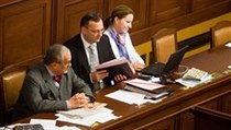 Špičky vládní koalice se připravují na pořádnou dávku zdržování od opozice. | na serveru Lidovky.cz | aktuální zprávy