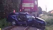 Tragédie na vlakovém přejezdu v Opavě si vyžádala minimálně dva lidské životy. | na serveru Lidovky.cz | aktuální zprávy