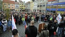 V Ústí nad Labem proběhl protestní pochod proti 'nepřizpůsobivým občanům', kterého se zúčastnili i příznivci DSSS. | na serveru Lidovky.cz | aktuální zprávy