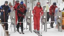 Lyžaři, ilustrační foto | na serveru Lidovky.cz | aktuální zprávy