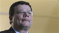 Alexandr Vondra po čtvreční tiskové konferenci | na serveru Lidovky.cz | aktuální zprávy