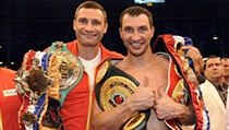 Vladimir Kličko (vpravo) a Vitalij Kličko | na serveru Lidovky.cz | aktuální zprávy