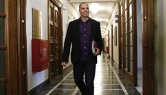 Janis Varufakis pi cest na vládní schzi