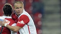 Radost fotbalistů Slavie (vpravo Hloušek). | na serveru Lidovky.cz | aktuální zprávy