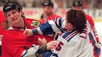 Bob Probert v akci.