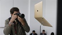 Nová verze MacBook | na serveru Lidovky.cz | aktuální zprávy