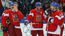 Zklamaní čeští hokejisté po zápase s Finskem. | na serveru Lidovky.cz | aktuální zprávy