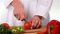 Kuchař - ilustrační foto. | na serveru Lidovky.cz | aktuální zprávy
