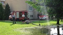 Na Vyškovsku řádil přívalový déšť. V Ivanovicích na Hané museli hasiči likvidovat dvě vytvořené laguny. | na serveru Lidovky.cz | aktuální zprávy