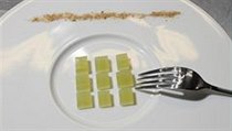 Okurkový salát. | na serveru Lidovky.cz | aktuální zprávy