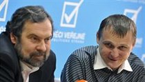 Předseda Věcí veřejných Radek John a volební manažer strany Vít Bárta | na serveru Lidovky.cz | aktuální zprávy