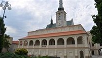 Stará radnice a farní kostel Povýšení sv. Kříže | na serveru Lidovky.cz | aktuální zprávy