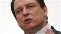 Předseda ČSSD Jiří Paroubek na stranické tiskové konferenci 13. května v Poslanecké sněmovně v Praze | na serveru Lidovky.cz | aktuální zprávy