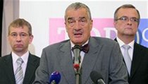 Jaromír Drábek, Karel Schwarzenberg a Miroslav Kalousek po jednání předsednictva své strany | na serveru Lidovky.cz | aktuální zprávy