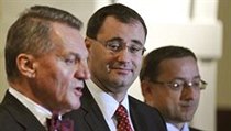 Zleva volební lídr a kandidát na pražského primátora TOP 09 Zdeněk Tůma, volební lídr ODS Bohuslav Svoboda, šéf pražské ODS Boris Šťastný a náměstek pražského primátora Rudolf Blažek (ODS) | na serveru Lidovky.cz | aktuální zprávy