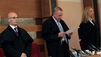 Soudce Petr Braun čte rozsudek v procesu s bývalou prokurátorkou Ludmilu Brožovou-Polednovou | na serveru Lidovky.cz | aktuální zprávy