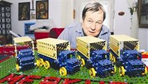 Merkur po celém domě. Sběratel polytechnických stavebnic pro děti Jiří Mládek se svému koníčku věnuje více než 30 let. | na serveru Lidovky.cz | aktuální zprávy