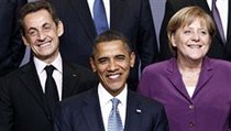 Summit NATO v Lisabonu. Na snímku z roku 2010 Angela Merkelová, Barack Obama a Nicolas Sarkozy. | na serveru Lidovky.cz | aktuální zprávy