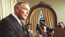 Haig při kontroverzním oznámení v Bílém domě v roce 1981 | na serveru Lidovky.cz | aktuální zprávy