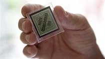 Sběratel známek Ludvík Pytlíček ze Semil, srpen 2010, známka Pošta Československá 1919 | na serveru Lidovky.cz | aktuální zprávy