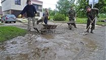 Povodně ve Slavkově u Brna. | na serveru Lidovky.cz | aktuální zprávy