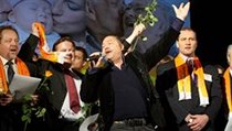 Zpěvák Michal David se špičkami ČSSD na konferenci v Teplicích. | na serveru Lidovky.cz | aktuální zprávy