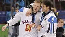 Finský hokejista Teemu Selänne (vpravo) | na serveru Lidovky.cz | aktuální zprávy