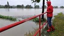 Vytrvalý déšť rozvodnil v uplynulých dnech řeku Cidlinu v okolí Nového Bydžova, kde je vyhlášen druhý stupeň povodňového nebezpečí a řeka neustále stoupá. | na serveru Lidovky.cz | aktuální zprávy