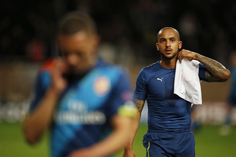 Neastný záloník Arsenalu Theo Walcott