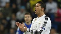 Cristiano Ronaldo během zápasu Ligy mistrů proti Schalke. | na serveru Lidovky.cz | aktuální zprávy