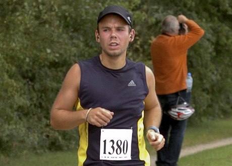 Andreas Lubitz na maratonu v Hamburku v roce 2009.