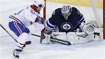 Brankář Winnipegu Ondřej Pavelec v zápase proti Montrealu. | na serveru Lidovky.cz | aktuální zprávy