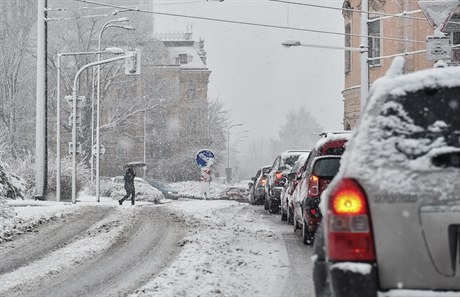 Silné snení komplikovalo dopravu i v Jablonci nad Nisou.