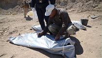 Masov hroby v Tikrtu mohou ukrvat ostatky a 1700 zavradnch lid.