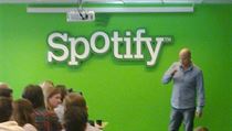 Internetová hudební služba Spotify. Internetová hudební služba Spotify.