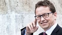 Vedoucí katedry epidemiologie Fakulty vojenského zdravotnictví Univerzity... Vedoucí katedry epidemiologie Fakulty vojenského zdravotnictví Univerzity...