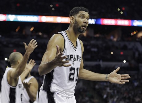 Tim Duncan se louí s kariérou