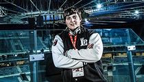 DOČASNÝ DOMOV. Aleš Matoušek pouští hudbu na každém zápase pražské části... | na serveru Lidovky.cz | aktuální zprávy