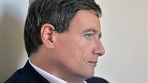 David Rath čeká na chodbě Krajského soudu v Praze, který pokračoval závěrečným... | na serveru Lidovky.cz | aktuální zprávy