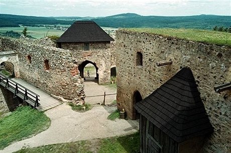 Hrad Toník.