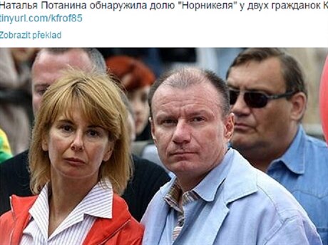 Jeden z nejbohatích mu Ruska Vladimir Potanin (vpravo) se se svou bývalou...